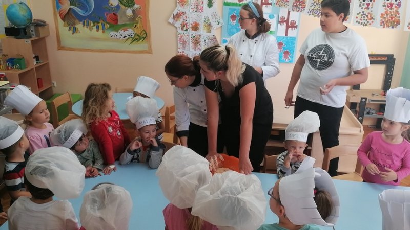 Dani kruha i posjet kuhara Srednje škole Vela Luka