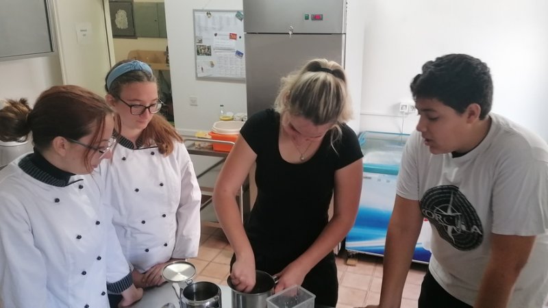 Dani kruha i posjet kuhara Srednje škole Vela Luka