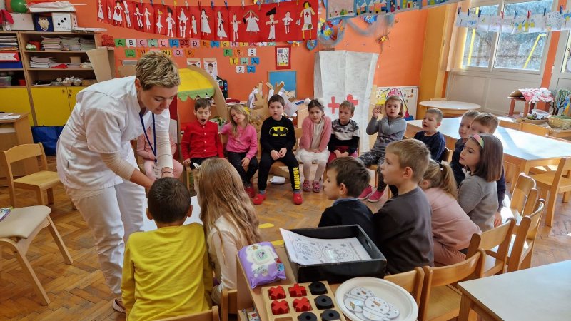 Posjet medicinske biokemičarke