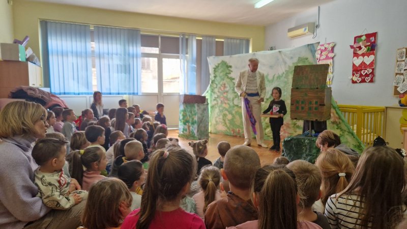 Predstava "Zlatno jaje"