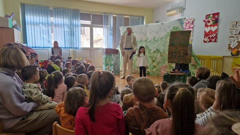 Predstava "Zlatno jaje"