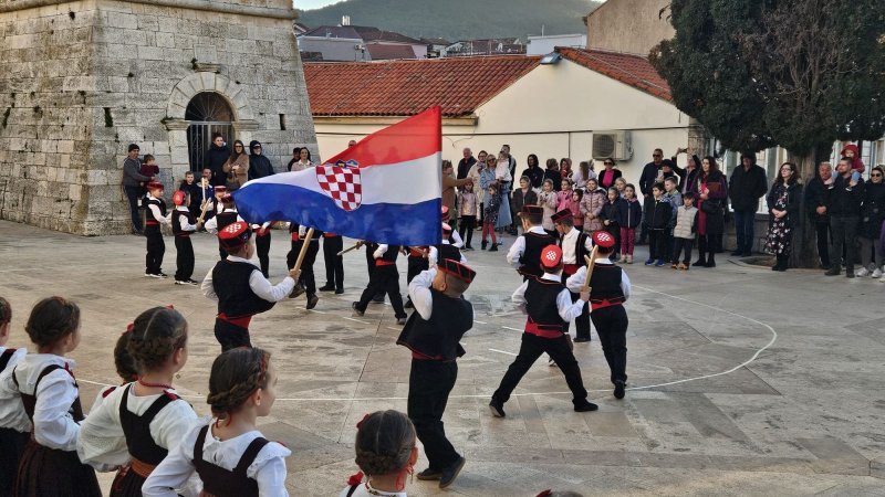 Nastup Male mafrine i izložba dječjih radova