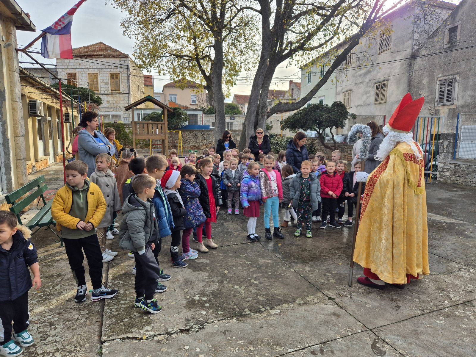 Sveti Nikola u vrtiću