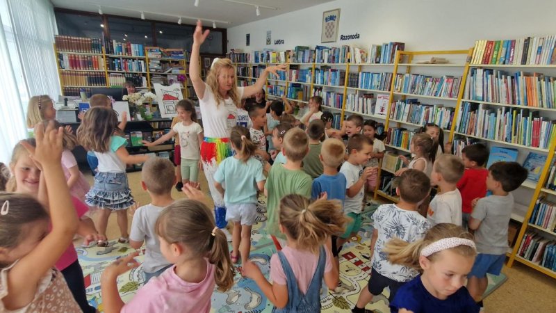 Druženje u knjižnici s Josipom i Ljiljanom Petrlić Pjer